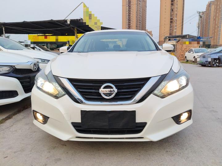 Teana 2016 2.0L XL Comfort photo 2