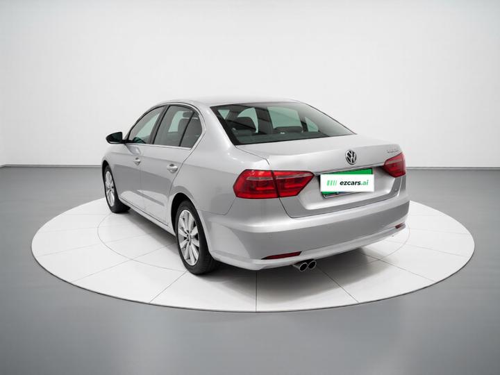 Lavida 2014 1.4TSI DSG Tech photo 4