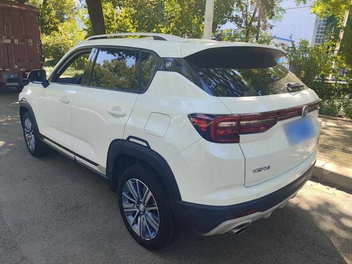 CS35PLUS 2019 1.4T DCT photo 4
