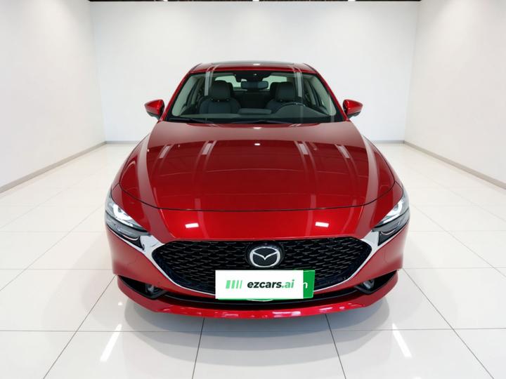 3 Axela 2021 2.0L AT photo 2
