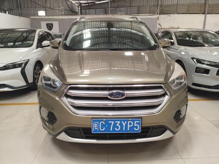 Kuga 2017 EcoBoost 245 AWD photo 2