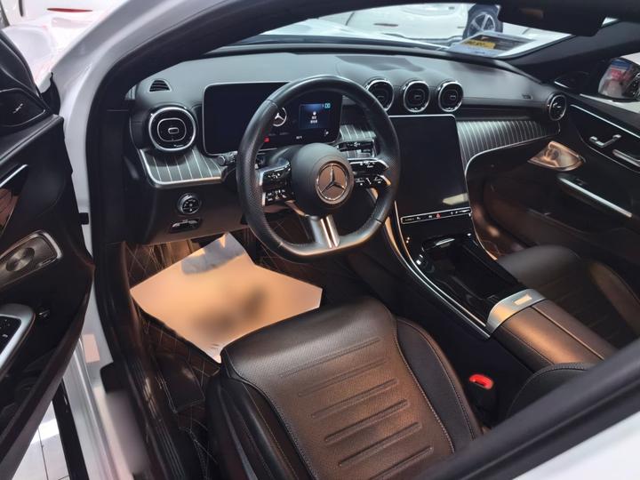 C-Class 2023 Facelift C 260 L Sport photo 6