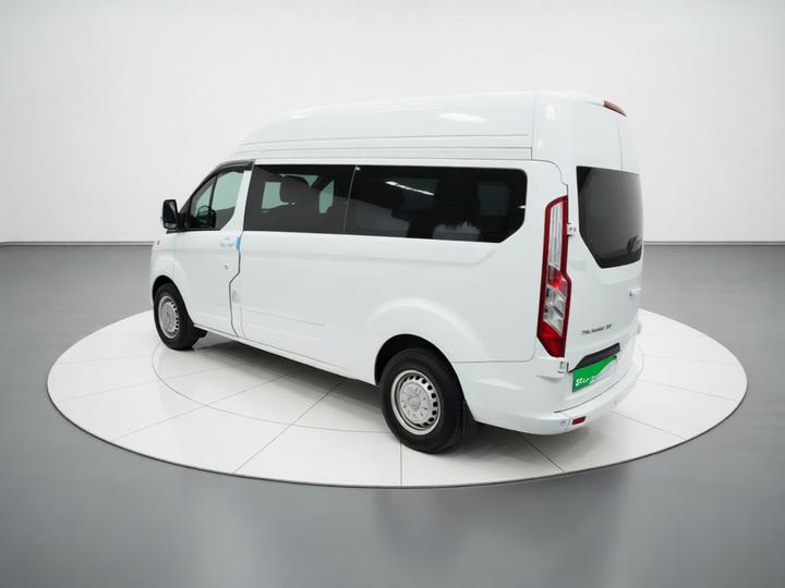 Transit 2020 2.0T Diesel Medium Wheelbase China V photo 4