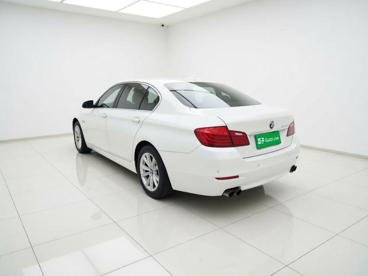 5 Series 2017 520Li photo 4