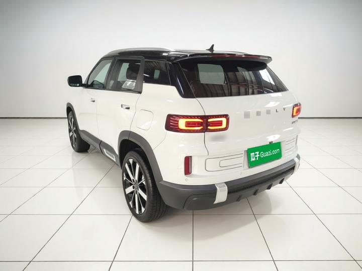 Geely icon 2023 1.5TD photo 4