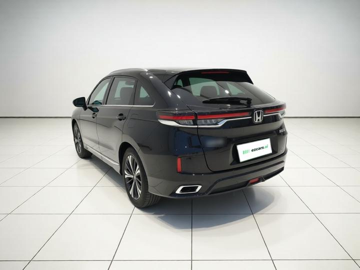 UR-V 2020 370TURBO RWD photo 4