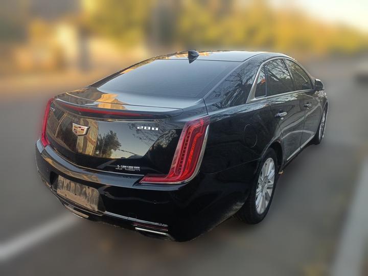 XTS 2018 28T Tech photo 6