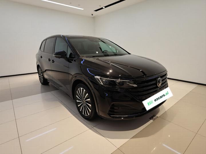 Viloran 2023 Facelift 380TSI Premium photo 3