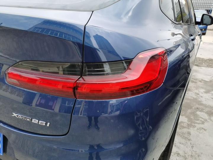 X4 xDrive 25i M Sport Package photo 7