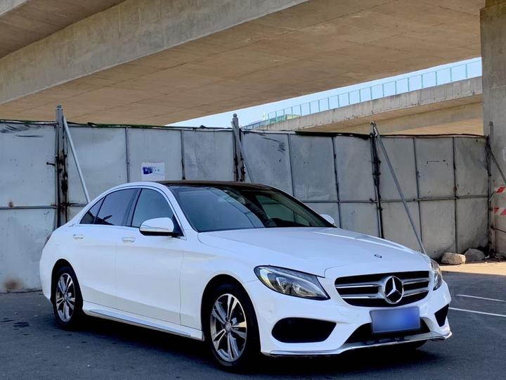 C-Class 2015 Facelift C 200 L Sport photo 3