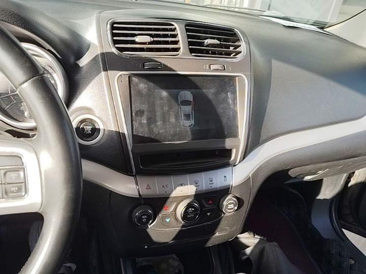 Fiat 2012 2.4L Luxury photo 8