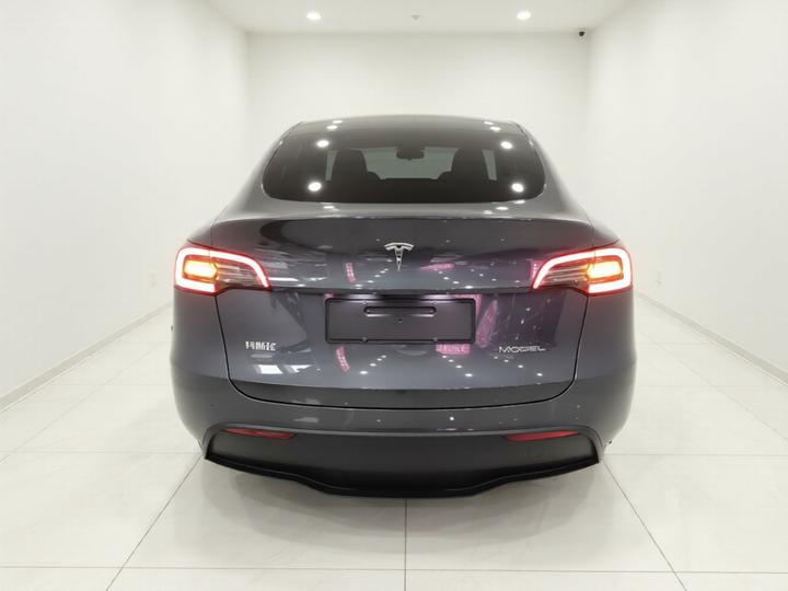 Model Y 2022 Facelift RWD photo 5