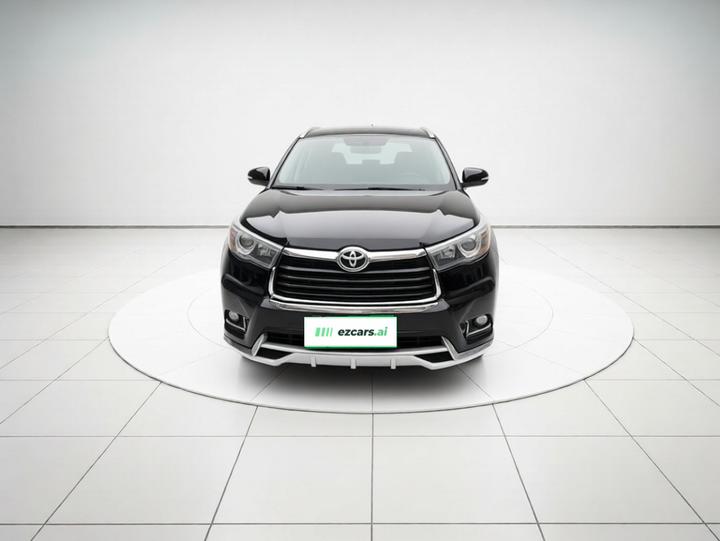 Highlander 2015 2.0T AWD Luxury 7-Seater photo 2