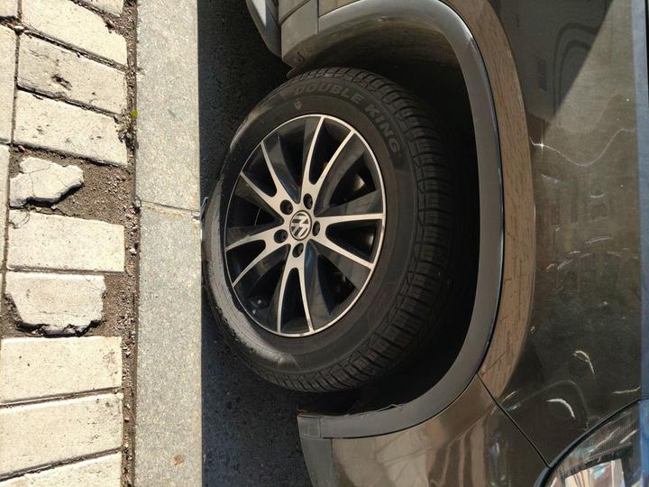 Tiguan 2015 1.8TSI AT RWD Luxury photo 8