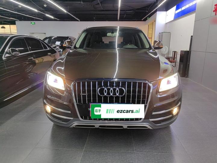 Q5 2017 Plus 40 TFSI Tech photo 2