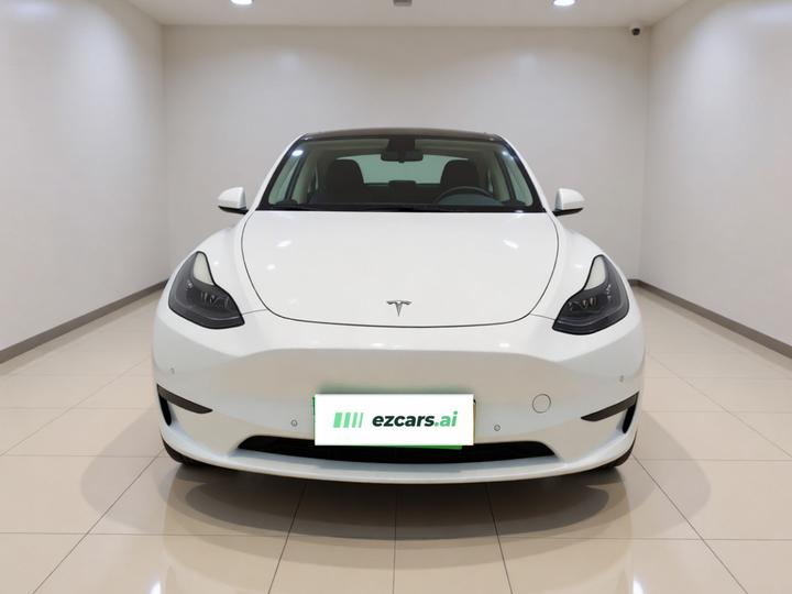 Model Y 2022 RWD photo 2