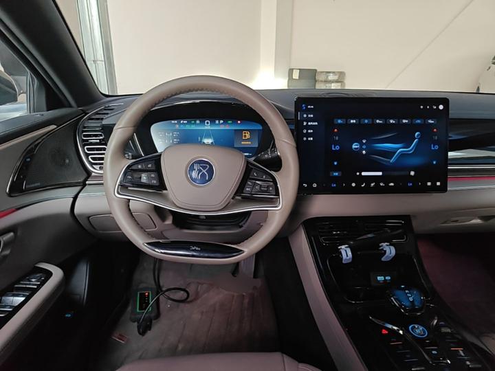Han 2025 DM-i 125KM Premium photo 6