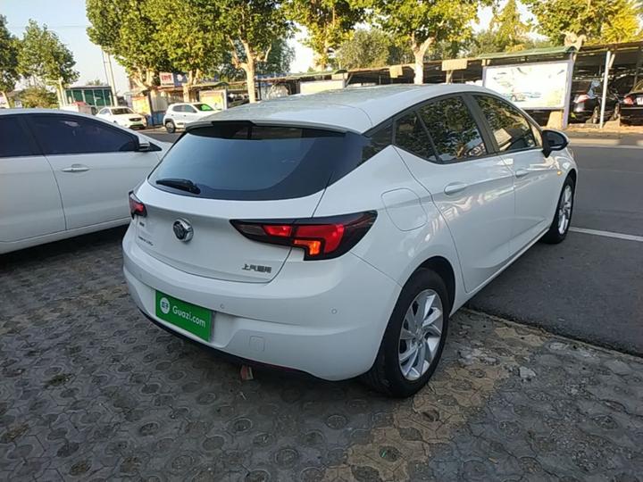 Verano 2016 Hatchback 15S AT Progressive photo 6