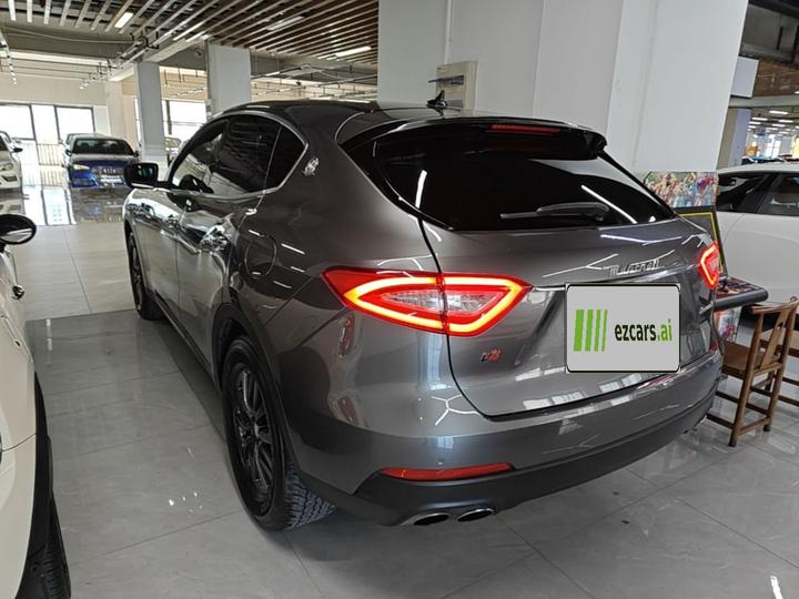 Levante 2016 3.0T Standard photo 4