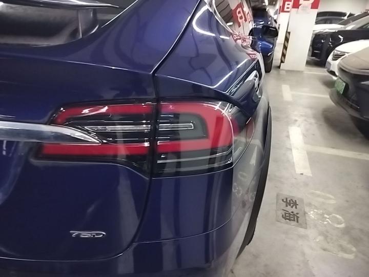 2016 Model X 75D photo 7