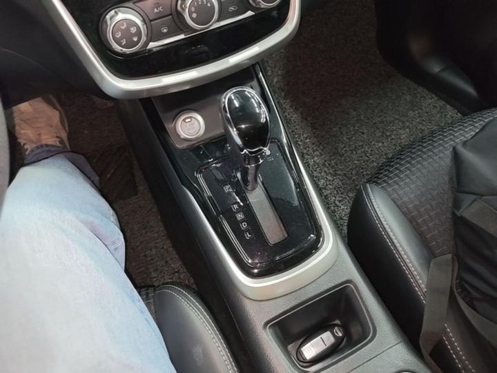 Tiida 2016 1.6L CVT photo 5