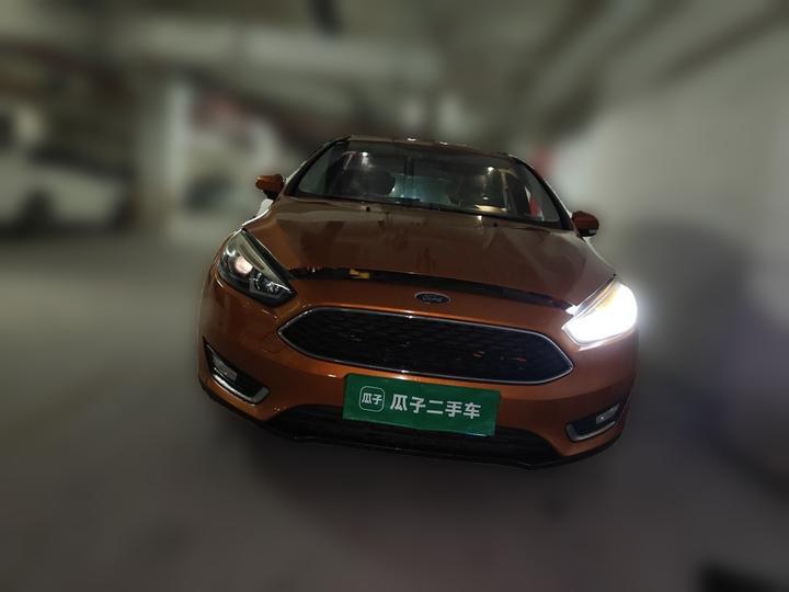 Focus 2015 Hatchback 1.6L AT photo 2