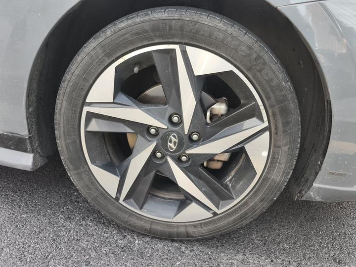 Elantra 2021 1.5L CVT LUX Premium photo 8