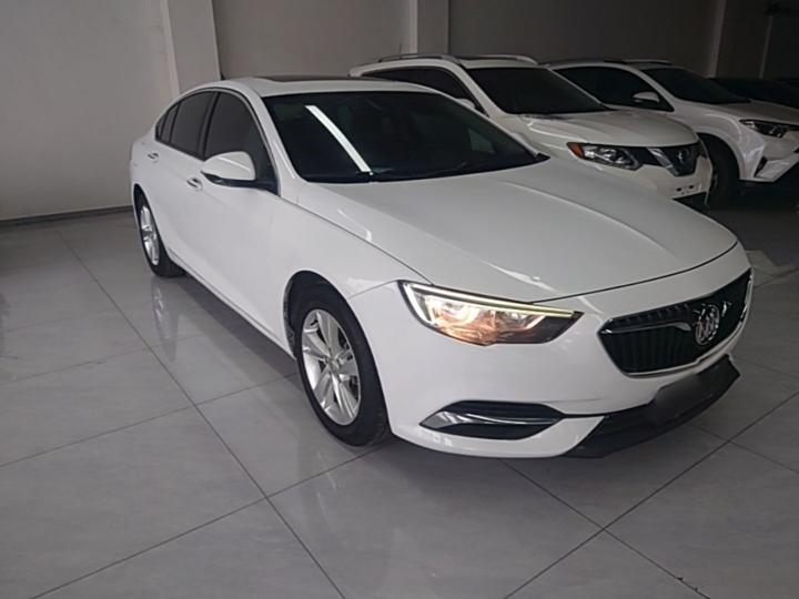 Regal 2019 20T Elite China VI photo 3