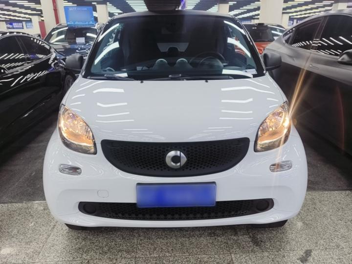fortwo 2015 1.0L 52 Coupe photo 2