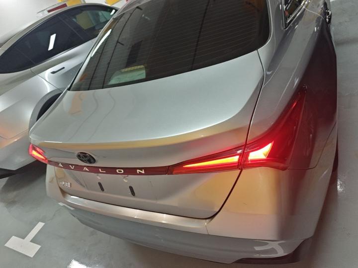 Avalon 2019 Hybrid 2.5L Luxury China VI photo 3