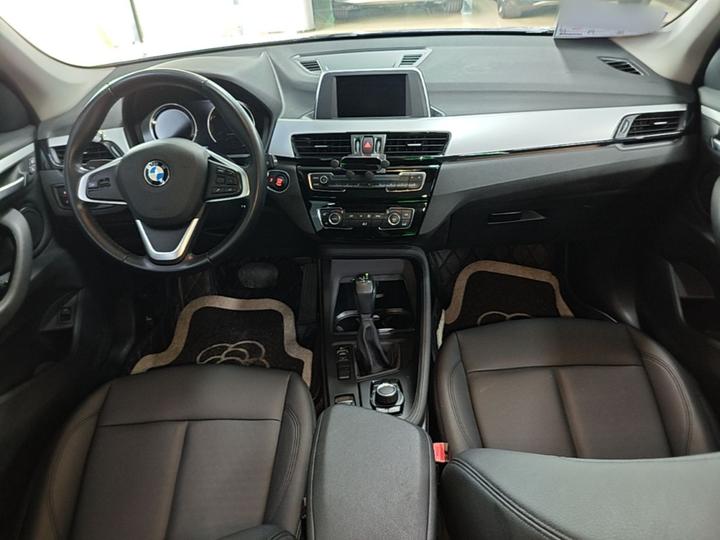 X1 2019 sDrive20Li Leading photo 2