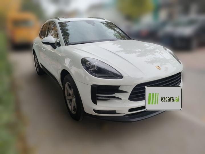 2018 Macan 2.0T photo 3