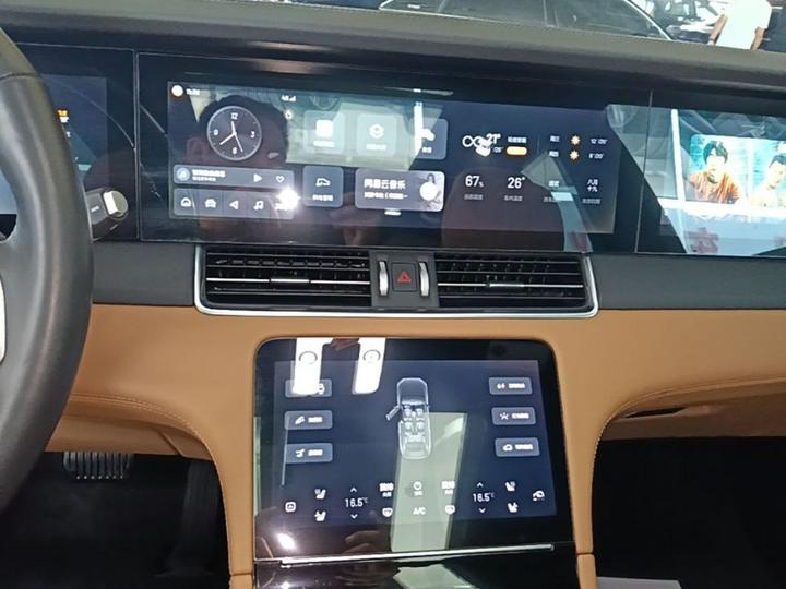 Li Auto ONE 2021 EREV 6-Seater photo 8