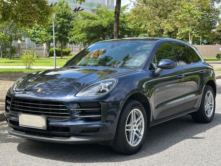 2021 Macan 2.0T