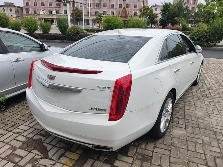 XTS 2017 28T Elite photo 4