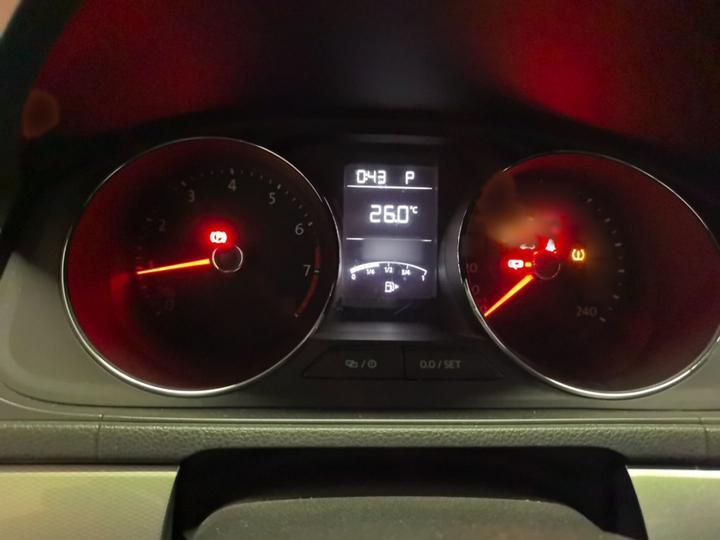 2015 230TSI DSG Comfort photo 4