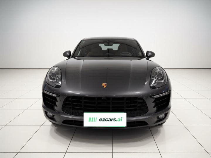 2016 Macan 2.0T photo 2