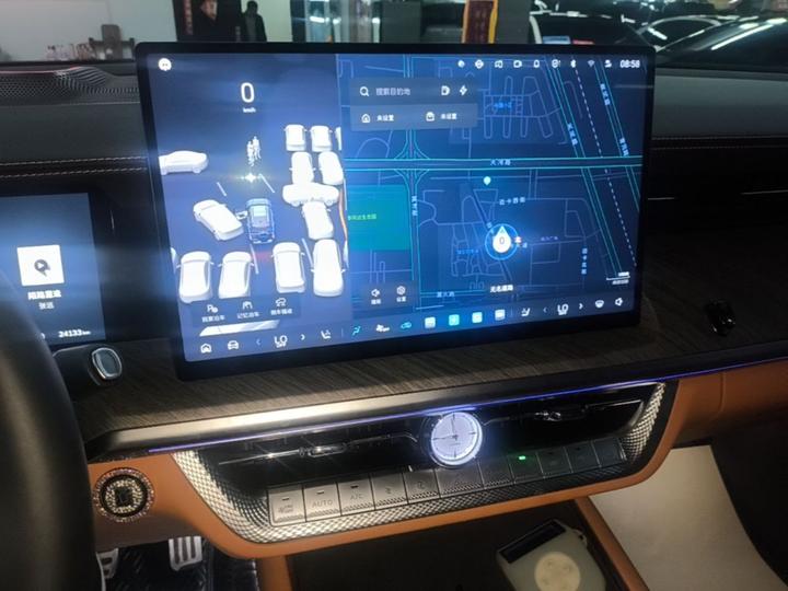 500 EV 2026 Hi4-Z Smart photo 8