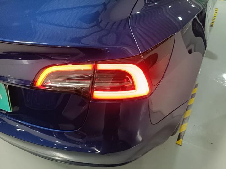 Model 3 Imported 2019 Standard Range RWD Upgraded photo 7