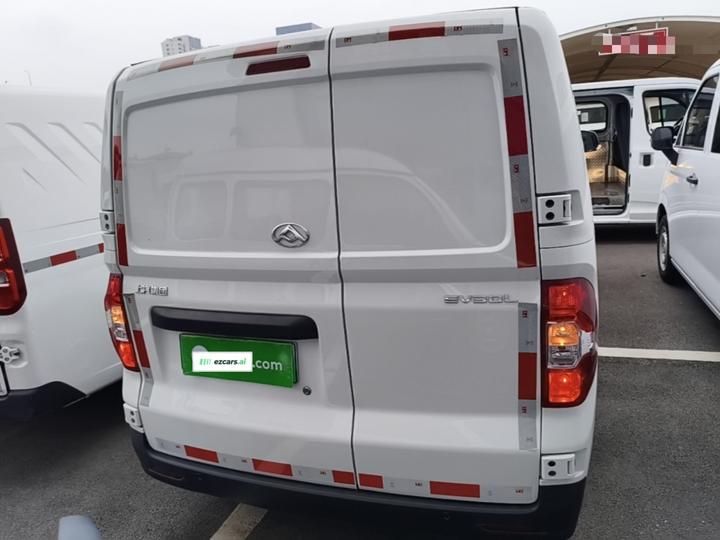 MAXUS EV30 2023 EV Smart Long Wheelbase photo 3