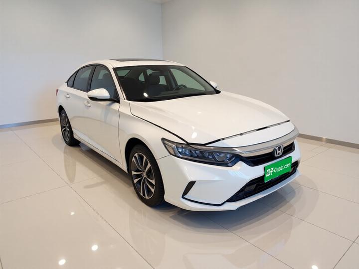 2022 Hybrid 2.0L photo 3