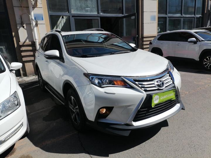RAV4 2015 2.0L CVT RWD photo 3