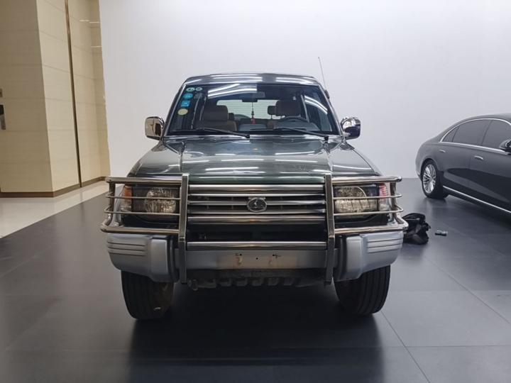 Liebao 6481 2014 2.2L MT RWD photo 2