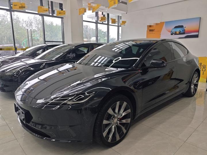 Model 3 2025 Long Range RWD
