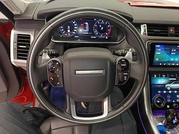 Range Rover Sport 2020 3.0 L6 HSE DYNAMIC photo 6