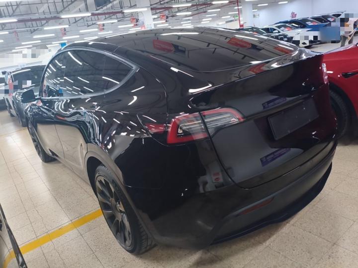 Model Y 2021 Standard Range RWD photo 4
