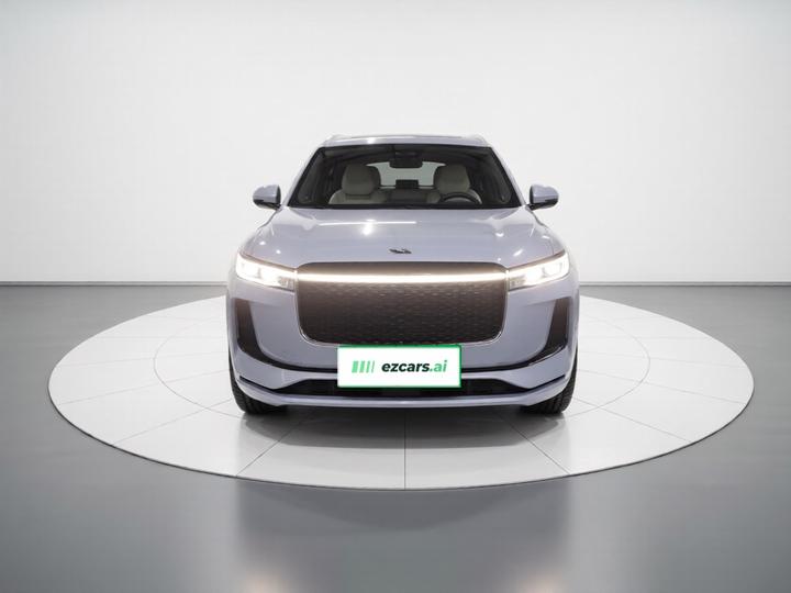 Li Auto ONE 2020 EREV 6-Seater photo 2