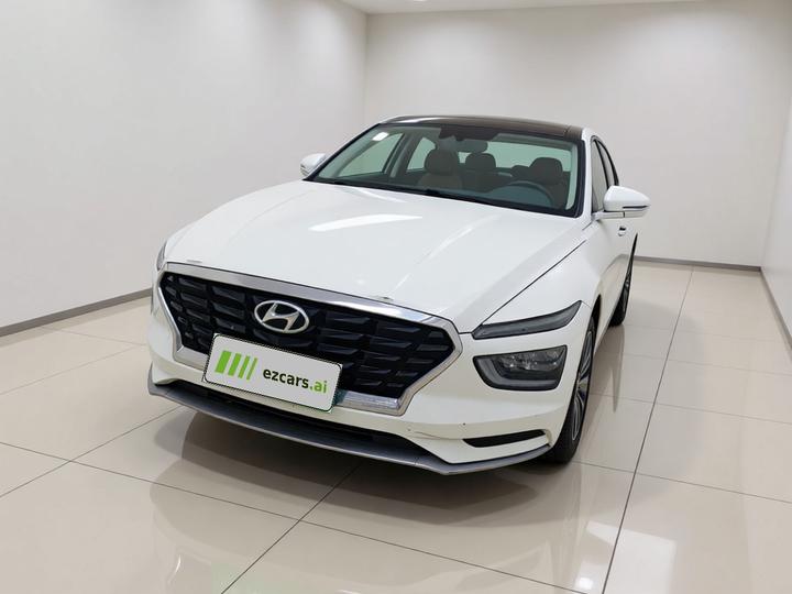 Mistra 2021 1.8L CVT LUX Premium