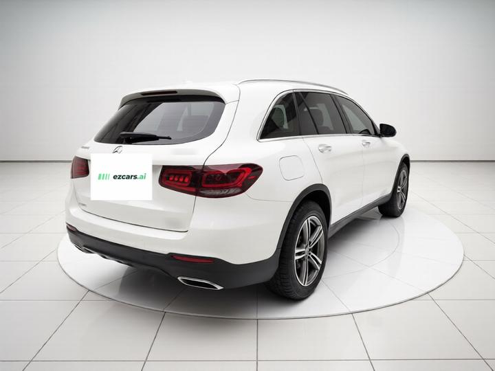 GLC 2021 GLC 260 L 4MATIC Dynamic photo 6