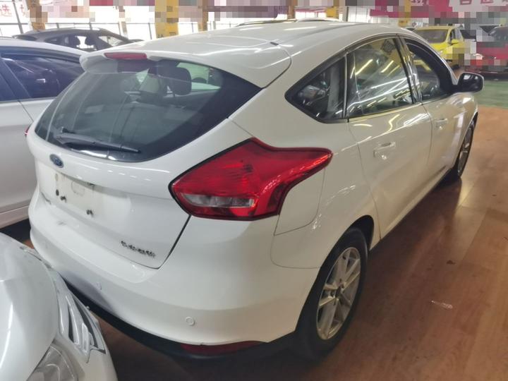 Focus 2015 Hatchback 1.6L AT photo 4